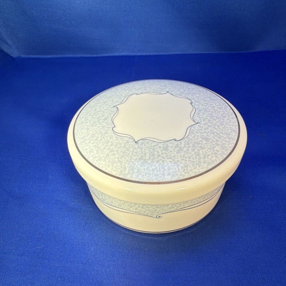 Wedgwood Venice White  Light Blue Bone China Round Abstract Lidded Trinket Box